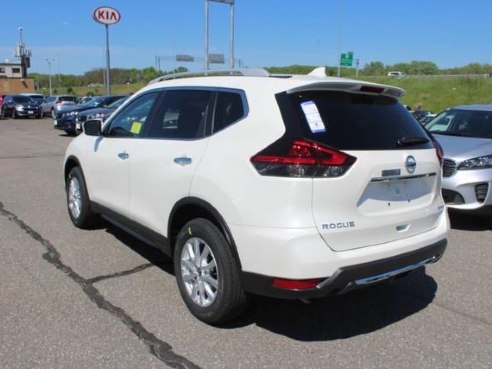 2018 Nissan Rogue SV Pearl White, Lawrence, MA