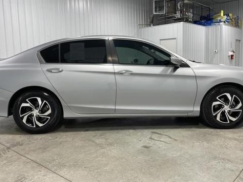 2017 Honda Accord LX Sedan 4D Silver, Sioux Falls, SD