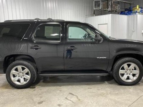 2012 GMC Yukon SLT Sport Utility 4D Black, Sioux Falls, SD