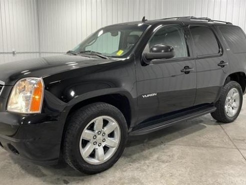 2012 GMC Yukon SLT Sport Utility 4D Black, Sioux Falls, SD