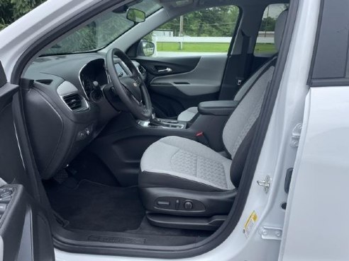 2024 Chevrolet Equinox LS White, Mercer, PA