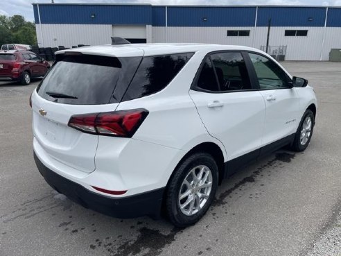 2024 Chevrolet Equinox LS White, Mercer, PA