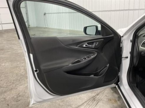2021 Chevrolet Malibu LS Sedan 4D White, Sioux Falls, SD