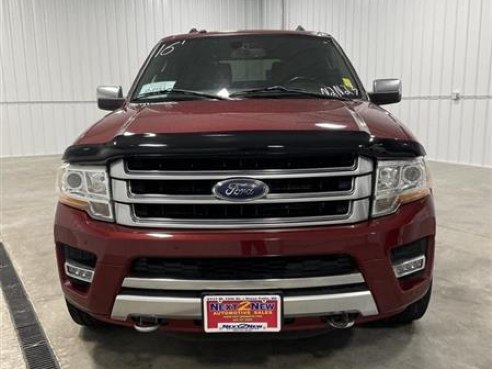 2016 Ford Expedition Platinum Sport Utility 4D MAROON, Sioux Falls, SD