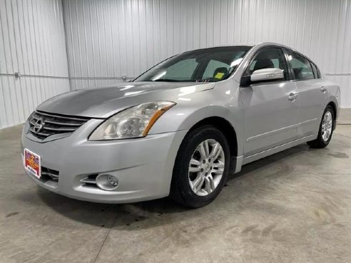 2011 Nissan Altima 2.5 SL Sedan 4D Silver, Sioux Falls, SD