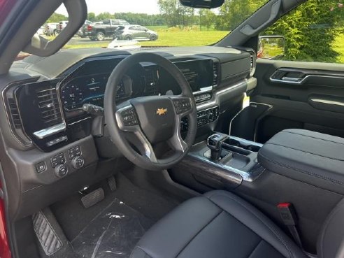 2024 Chevrolet Silverado 1500 LTZ Red, Mercer, PA