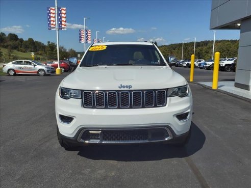 2017 Jeep Grand Cherokee Limited White, Windber, PA