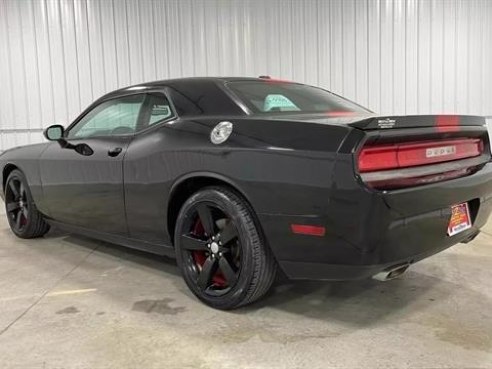 2013 Dodge Challenger SXT Coupe 2D Black, Sioux Falls, SD