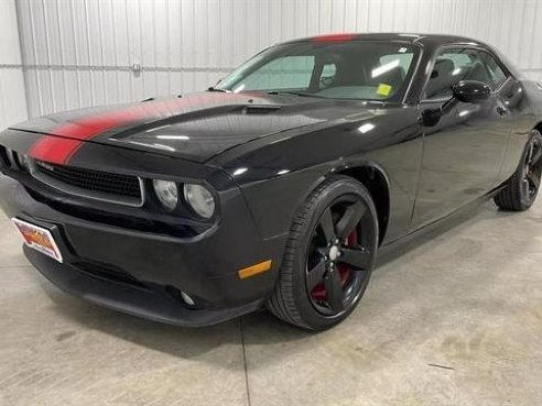 2013 Dodge Challenger SXT Coupe 2D Black, Sioux Falls, SD