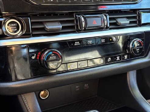 2022 Nissan Pathfinder SL Maroon, Concord, NH