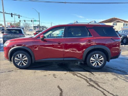 2022 Nissan Pathfinder SL Maroon, Concord, NH