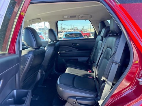 2022 Nissan Pathfinder SL Maroon, Concord, NH