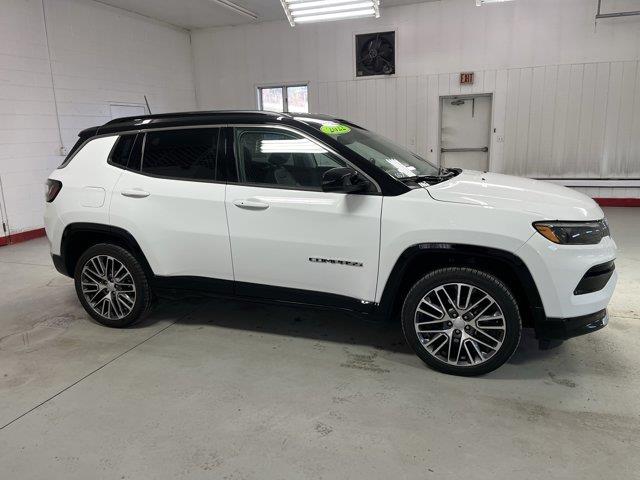 2022 Jeep Compass Limited Bright White Clearcoat, Beaverdale, PA