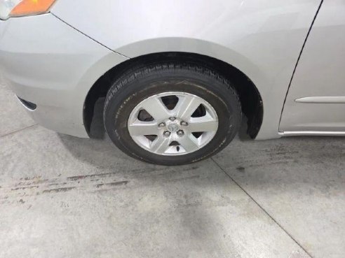 2006 Toyota Sienna LE Minivan 4D Silver, Sioux Falls, SD