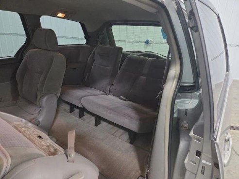 2006 Toyota Sienna LE Minivan 4D Silver, Sioux Falls, SD